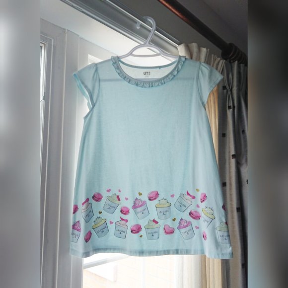 Uniqlo x Ladurée - Pastel Blue Short Sleeve Top - Picture 3 of 5
